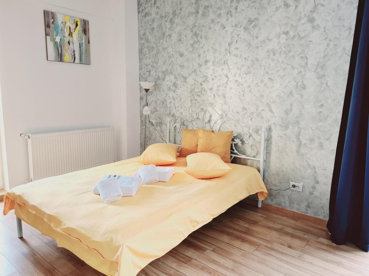 Ultracentral 5* Boutique Hotel Style Apartment. Brand New. 2 Rooms. Spacious. Free Parking Cluj-Napoca Exterior foto